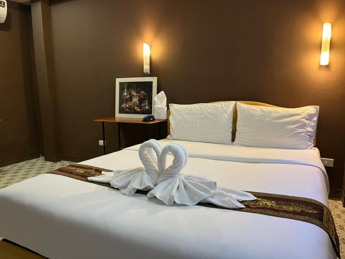 Cozy Rooms Asoke Бангкок Экстерьер фото