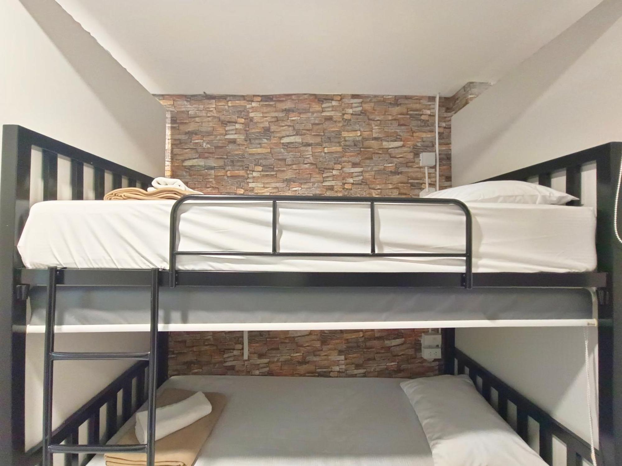 Cozy Rooms Asoke Бангкок Экстерьер фото