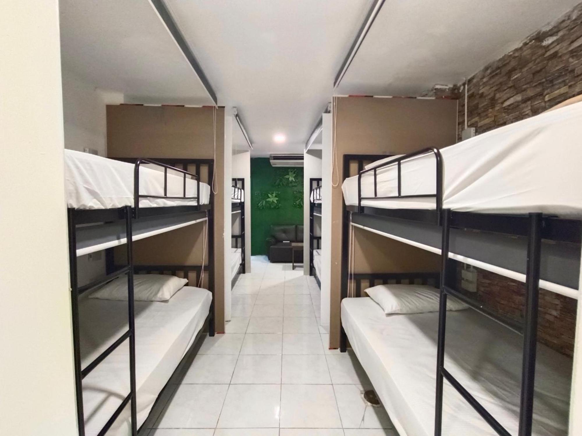 Cozy Rooms Asoke Бангкок Экстерьер фото