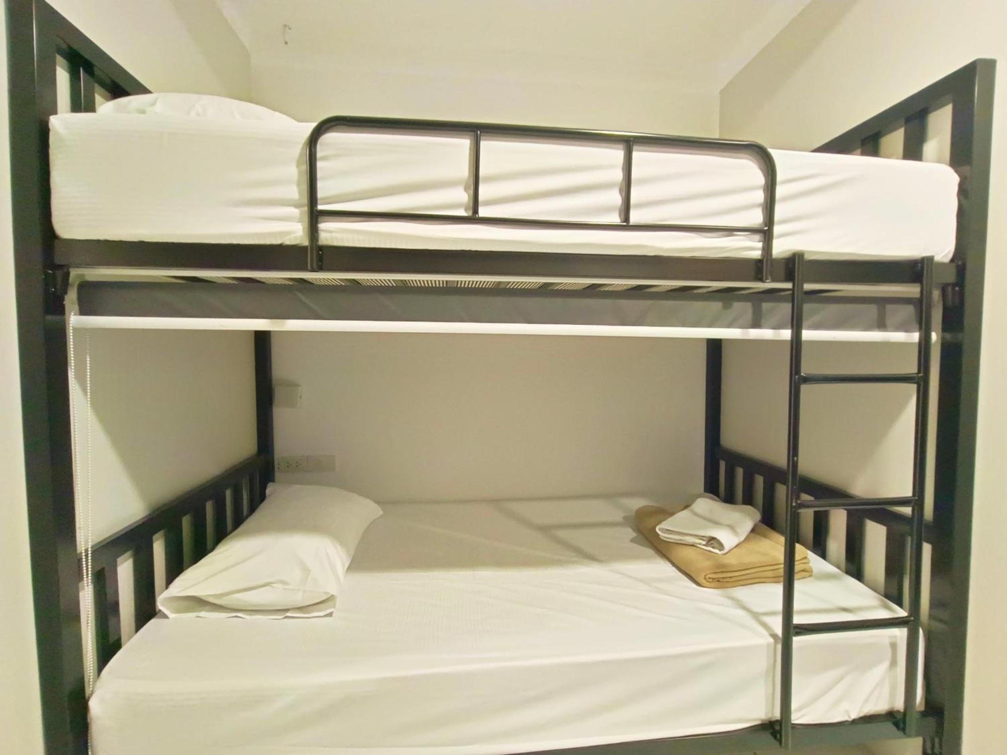 Cozy Rooms Asoke Бангкок Экстерьер фото